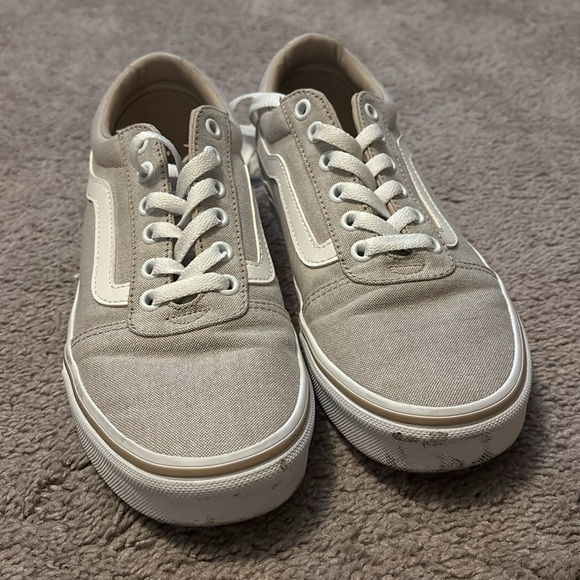 Vans - Picture 6 of 6